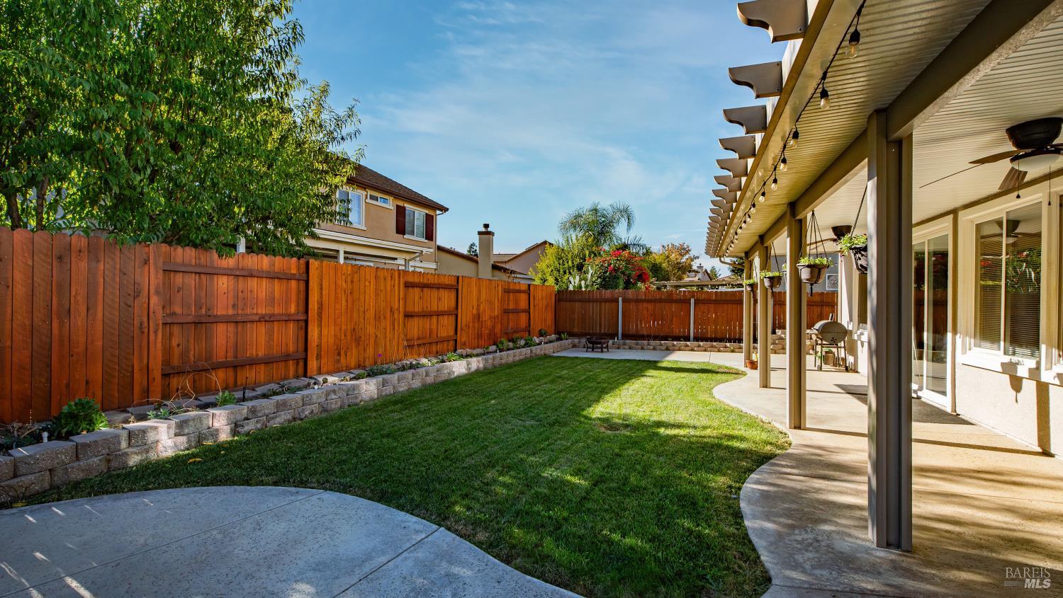 Detail Gallery Image 49 of 55 For 2025 Rehrmann Dr, Dixon,  CA 95620 - 4 Beds | 3 Baths