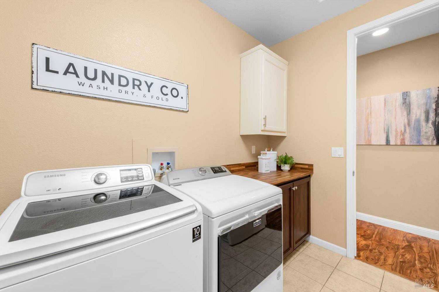 Detail Gallery Image 45 of 72 For 829 Embassy Cir, Vacaville,  CA 95688 - 3 Beds | 2 Baths