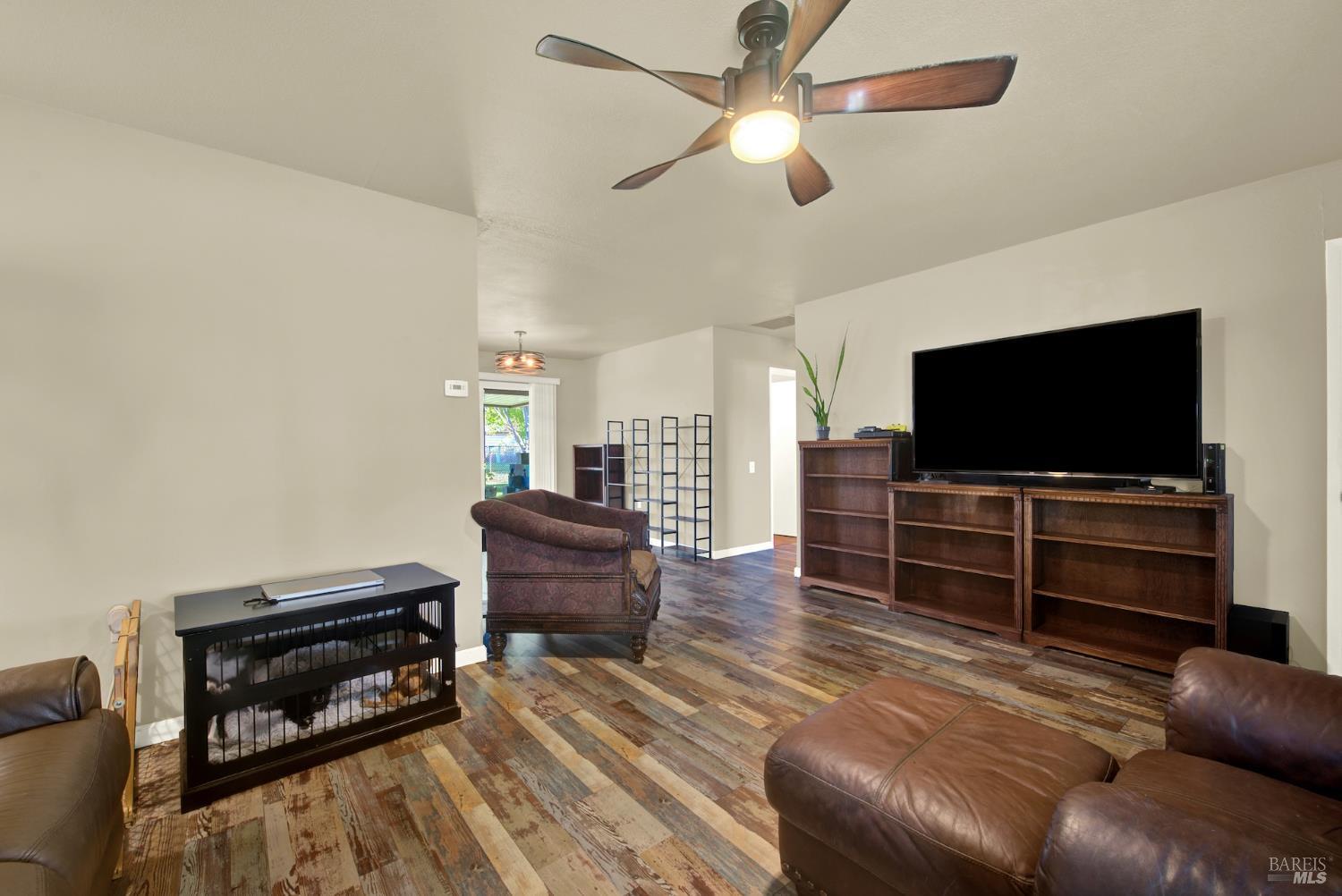 Detail Gallery Image 12 of 52 For 171 Mckinley Cir, Vacaville,  CA 95687 - 2 Beds | 1 Baths