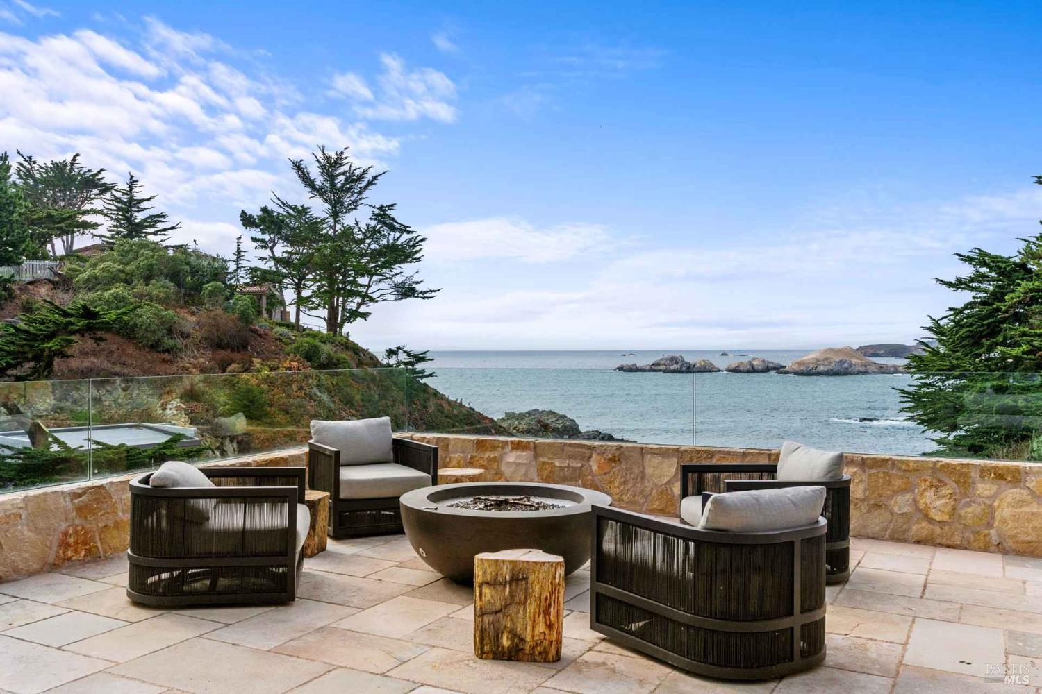 Detail Gallery Image 21 of 35 For 230 Highway 1 Unkn, Carmel,  CA 93923 - 5 Beds | 4/2 Baths