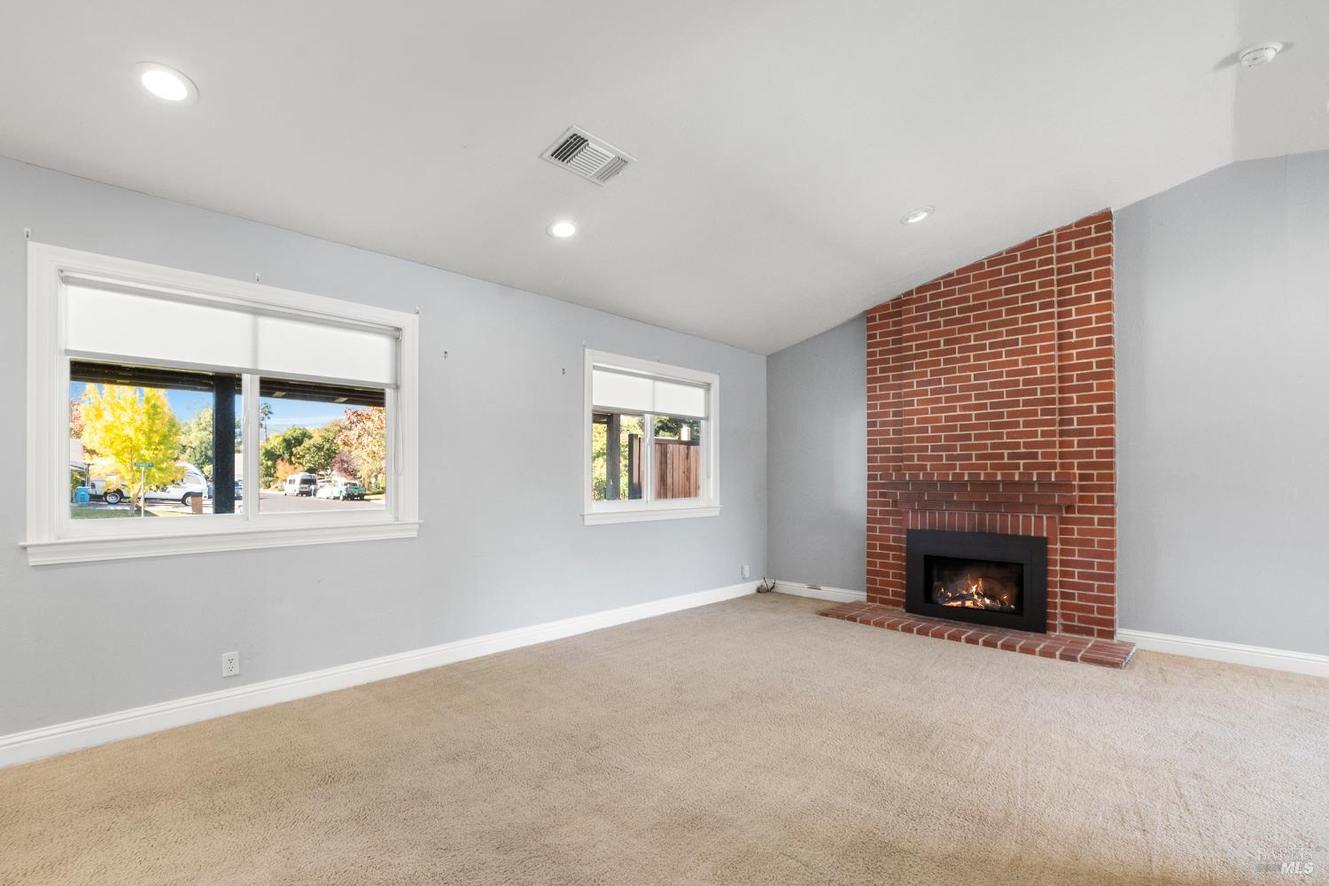 Detail Gallery Image 28 of 52 For 313 Timber Dr, Vacaville,  CA 95688 - 3 Beds | 2 Baths