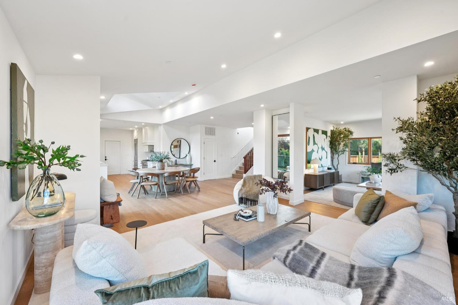 Detail Gallery Image 25 of 38 For 185 Elm Rd, Bolinas,  CA 94924 - 3 Beds | 3 Baths