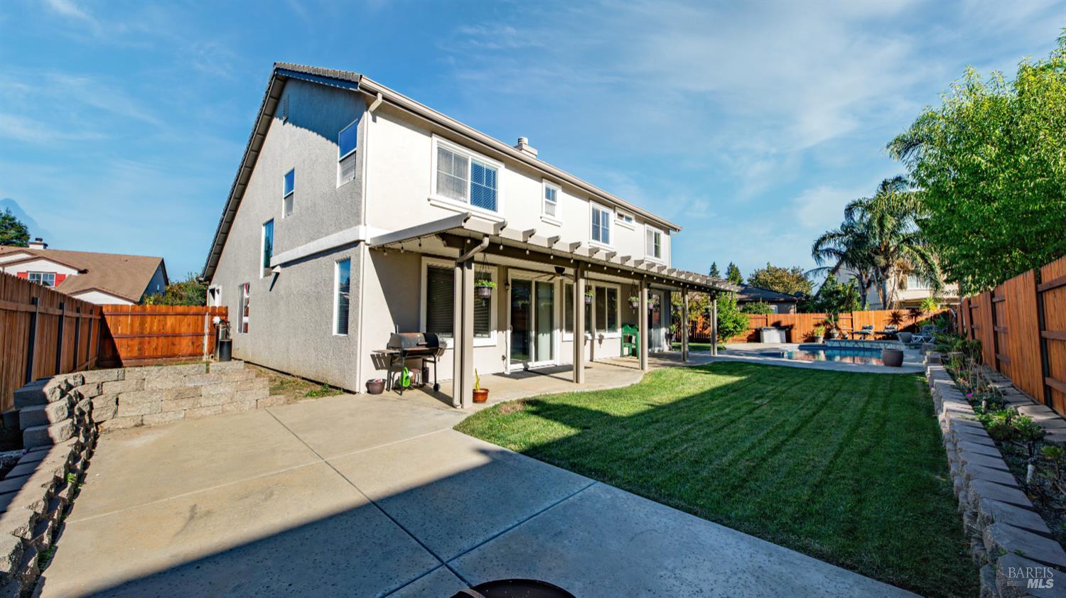 Detail Gallery Image 43 of 55 For 2025 Rehrmann Dr, Dixon,  CA 95620 - 4 Beds | 3 Baths