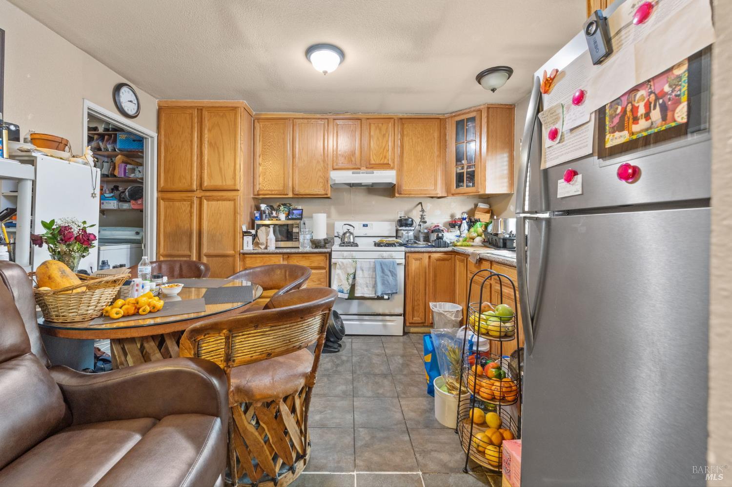 Detail Gallery Image 12 of 26 For 532 Almond Dr, Vallejo,  CA 94589 - 5 Beds | 3 Baths