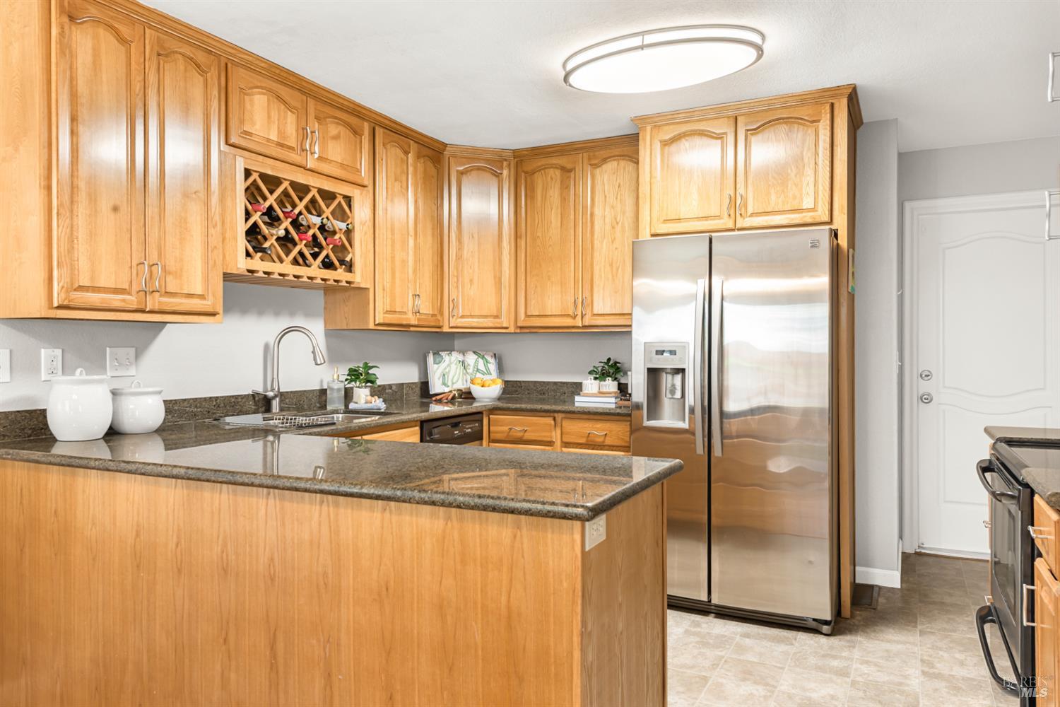 Detail Gallery Image 16 of 32 For 114 Francis Cir, Rohnert Park,  CA 94928 - 3 Beds | 2/1 Baths