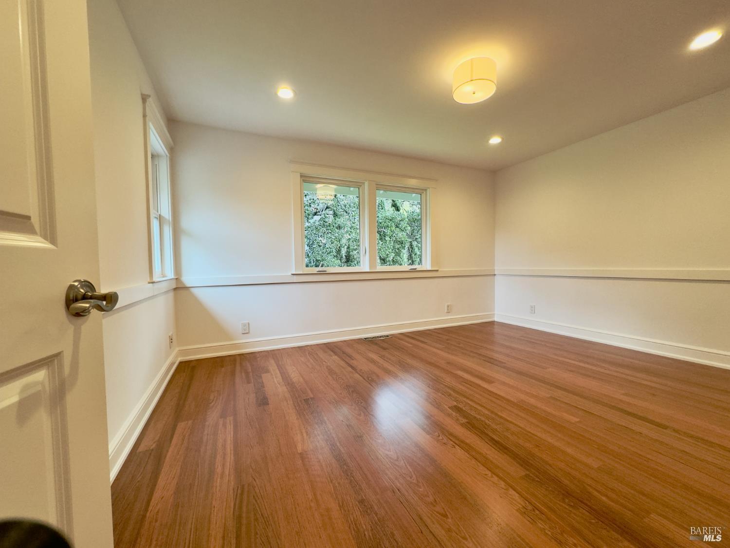 Detail Gallery Image 30 of 58 For 120 Villa Ave, San Rafael,  CA 94901 - 6 Beds | 5/1 Baths