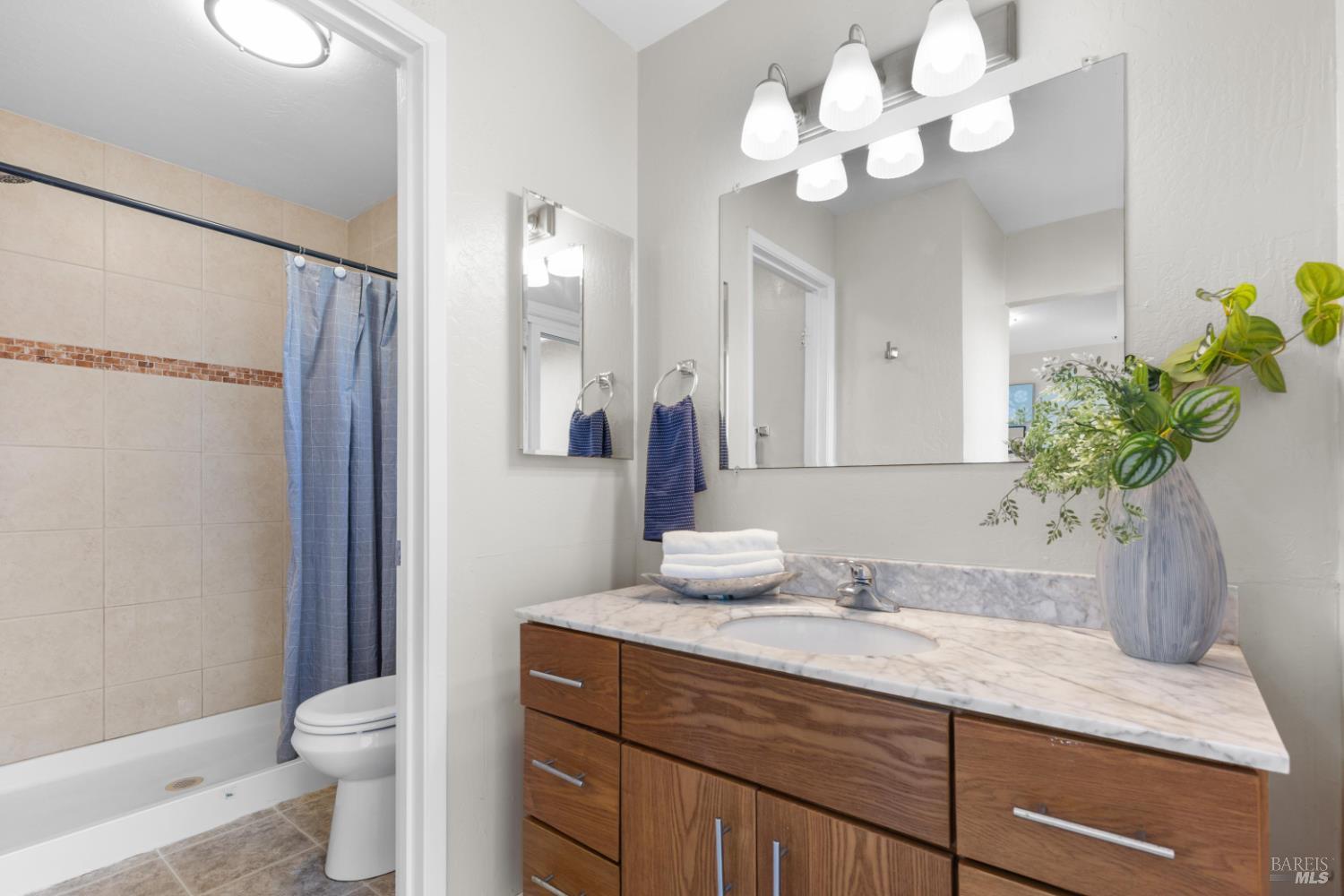 Detail Gallery Image 20 of 29 For 1412 Hawaii St, Fairfield,  CA 94533 - 3 Beds | 2 Baths