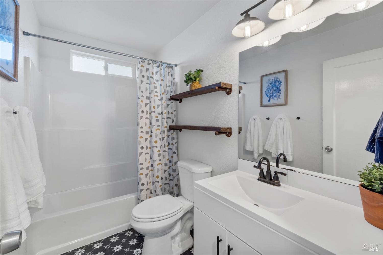 Detail Gallery Image 38 of 68 For 372 Acacia St, Vacaville,  CA 95688 - 3 Beds | 2 Baths