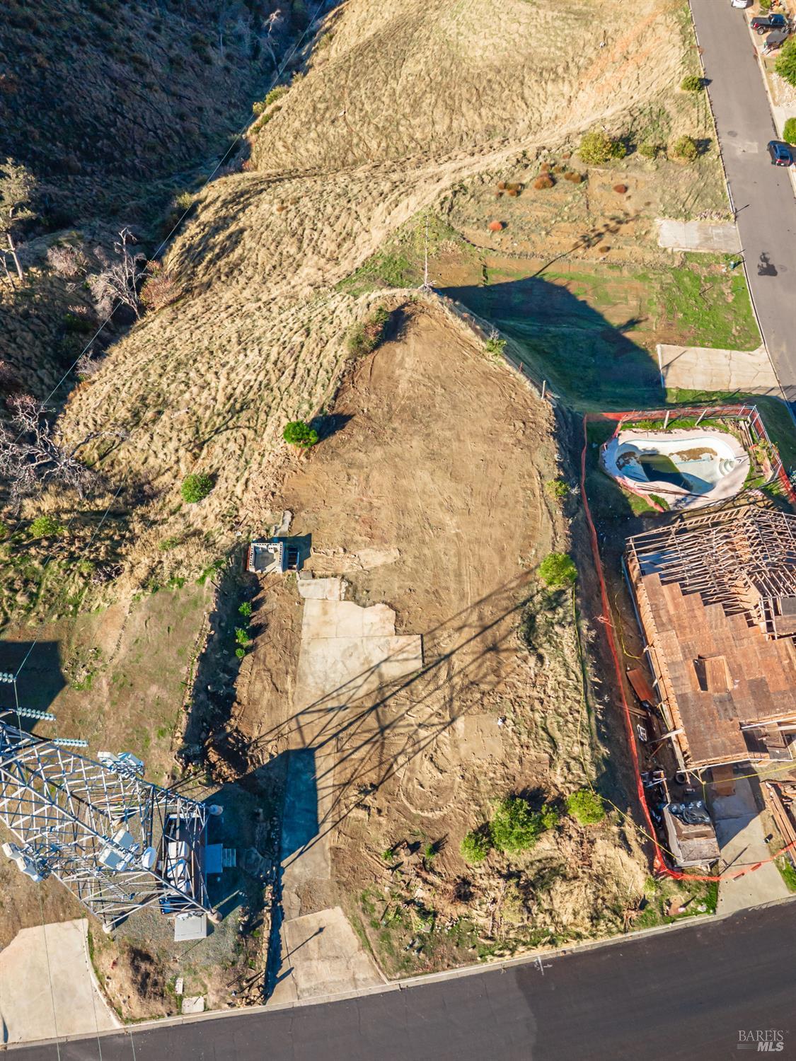 Detail Gallery Image 14 of 32 For 1065 Rimrock Dr, Napa,  CA 94558 - – Beds | – Baths