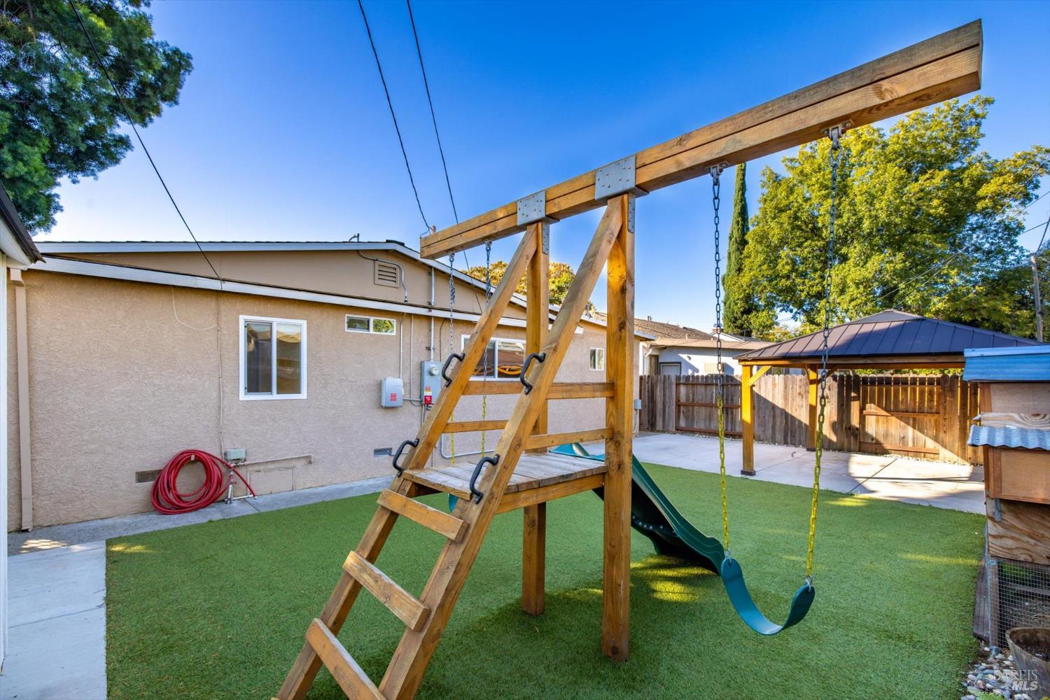 Detail Gallery Image 53 of 68 For 372 Acacia St, Vacaville,  CA 95688 - 3 Beds | 2 Baths