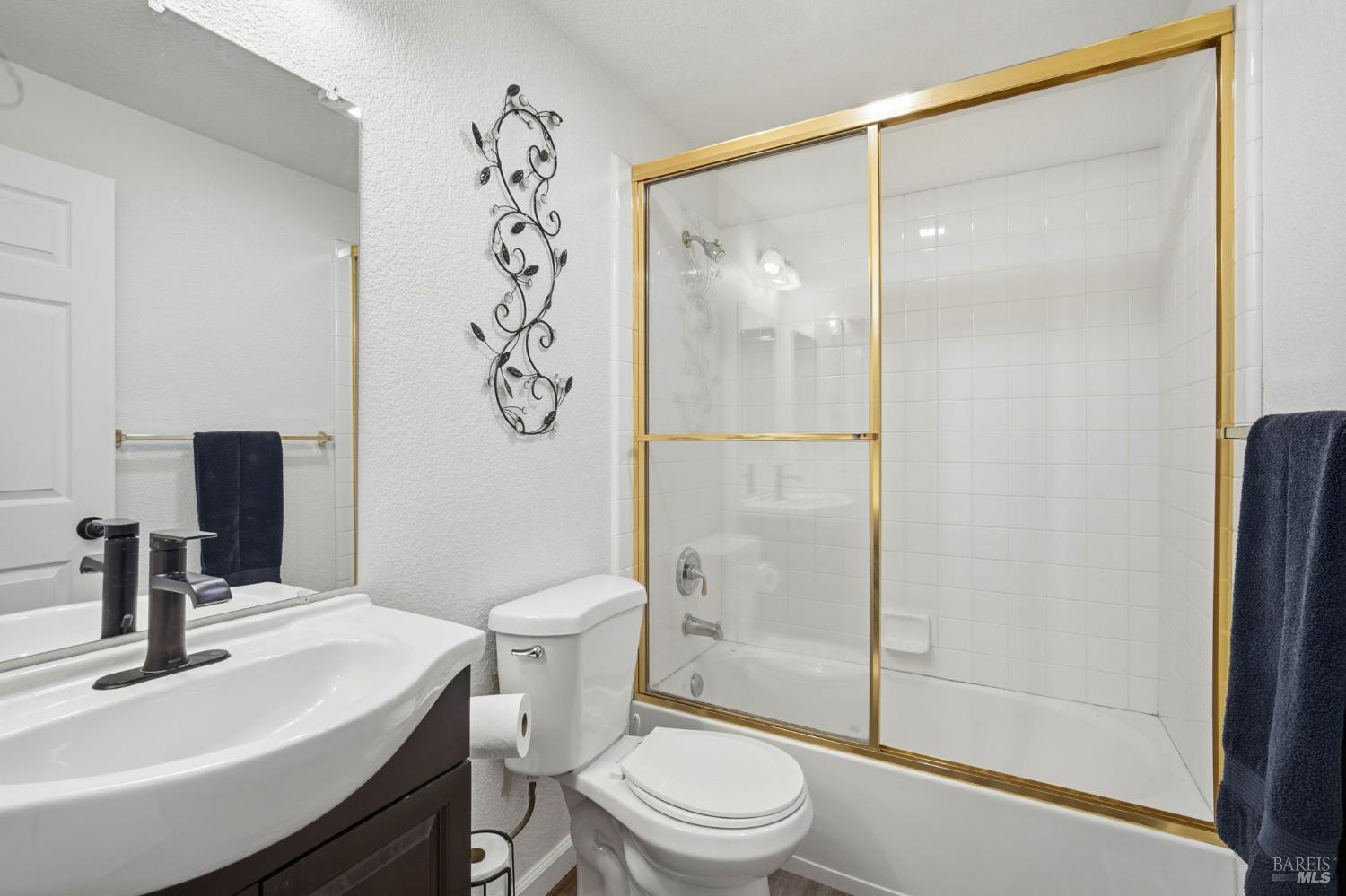 Detail Gallery Image 48 of 72 For 116 Yulupa Cir, Santa Rosa,  CA 95405 - 4 Beds | 3/1 Baths