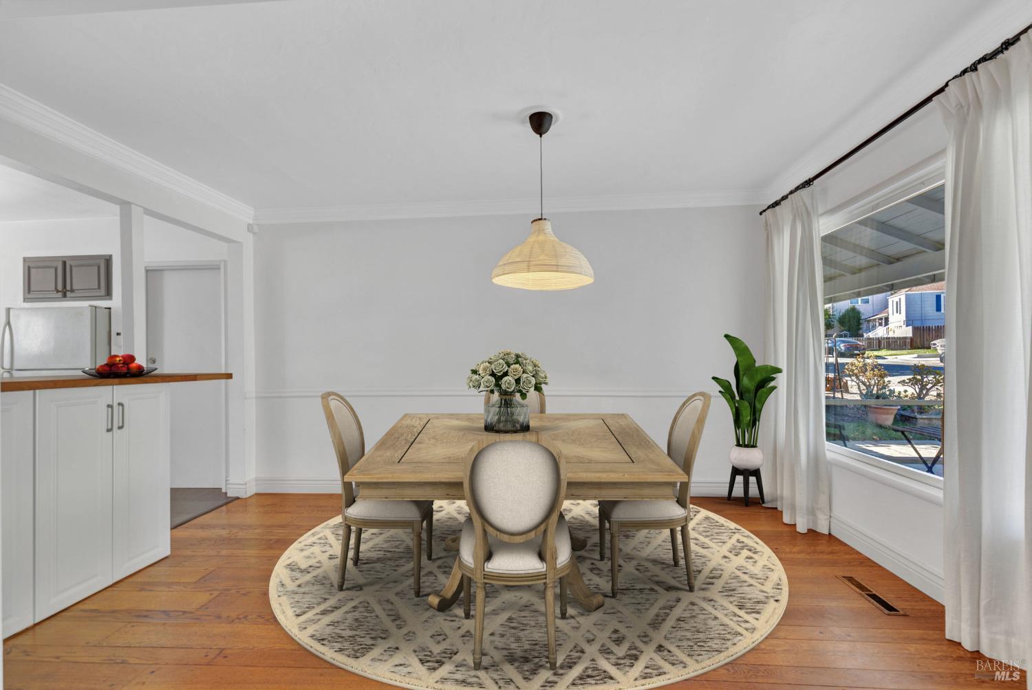 Detail Gallery Image 5 of 28 For 187 Fleming Ave, Vallejo,  CA 94590 - 4 Beds | 2/1 Baths