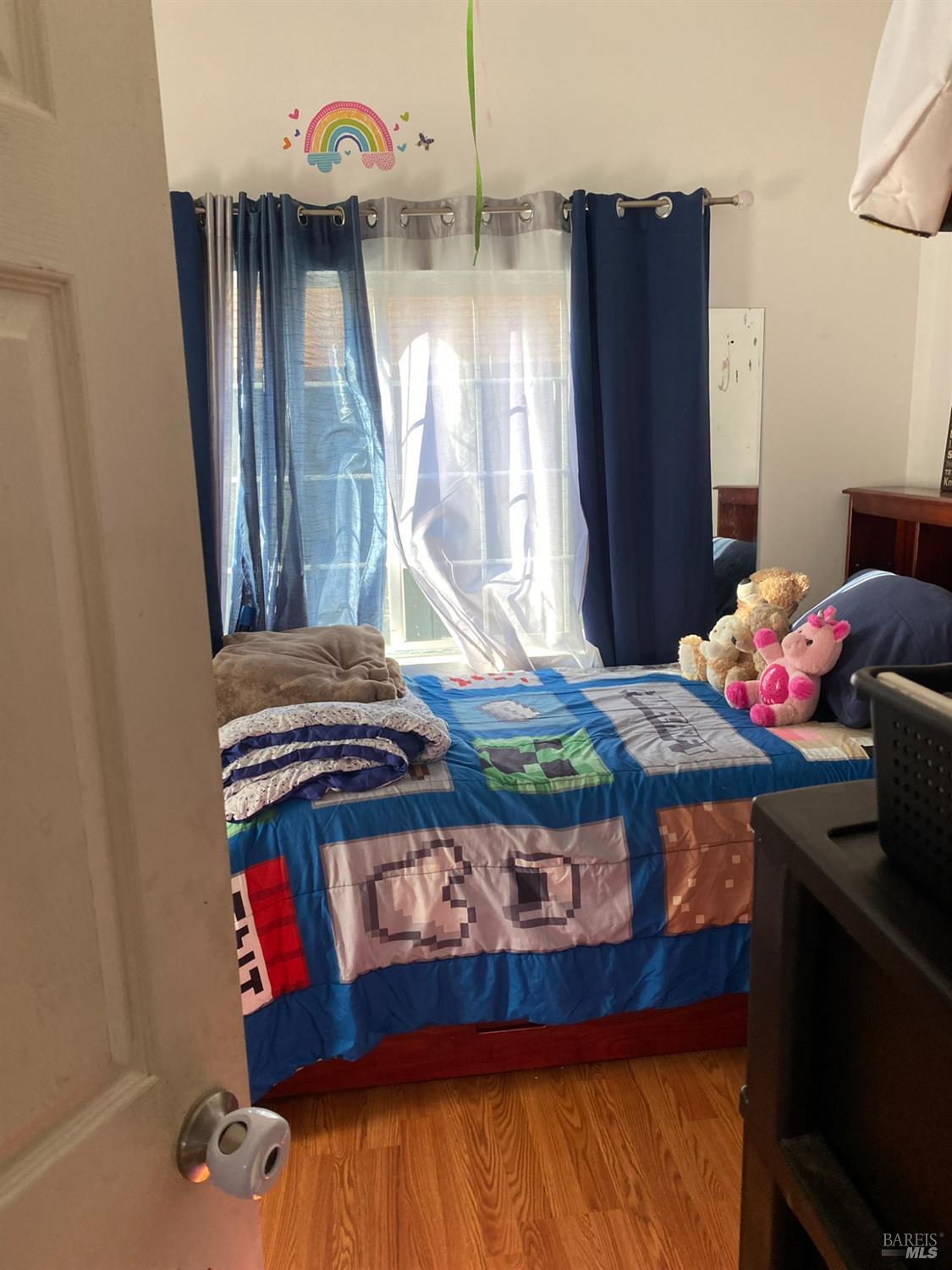 Detail Gallery Image 8 of 22 For 2057 Brown St, Napa,  CA 94559 - 2 Beds | 1 Baths