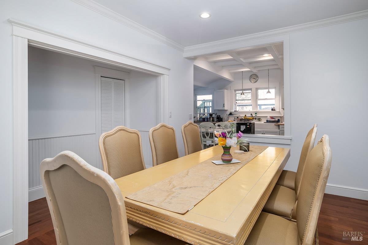 Detail Gallery Image 14 of 58 For 120 Villa Ave, San Rafael,  CA 94901 - 6 Beds | 5/1 Baths