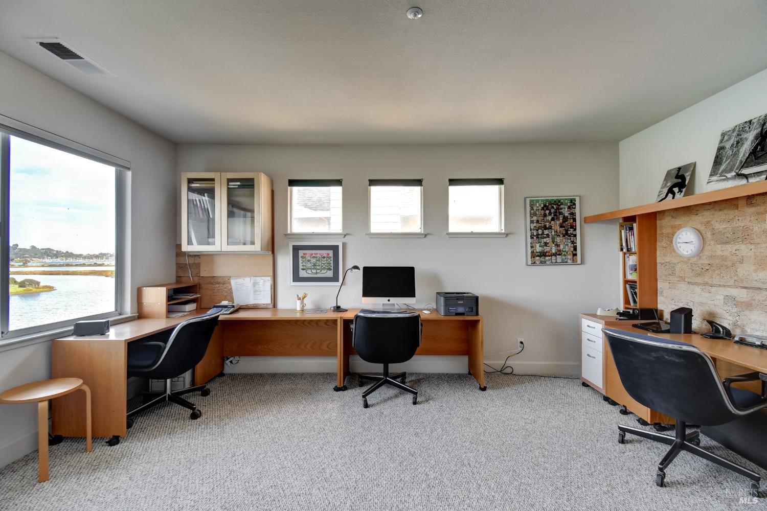 Detail Gallery Image 22 of 35 For Address Is Not Disclosed, San Rafael,  CA 94901 - 3 Beds | 2/1 Baths