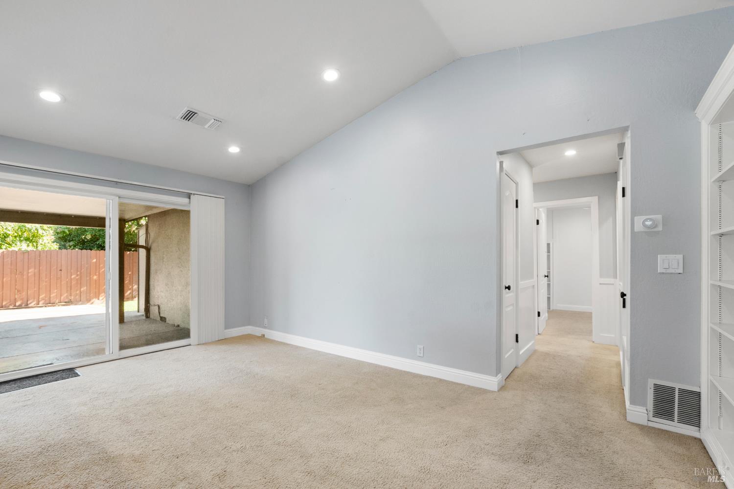 Detail Gallery Image 25 of 52 For 313 Timber Dr, Vacaville,  CA 95688 - 3 Beds | 2 Baths