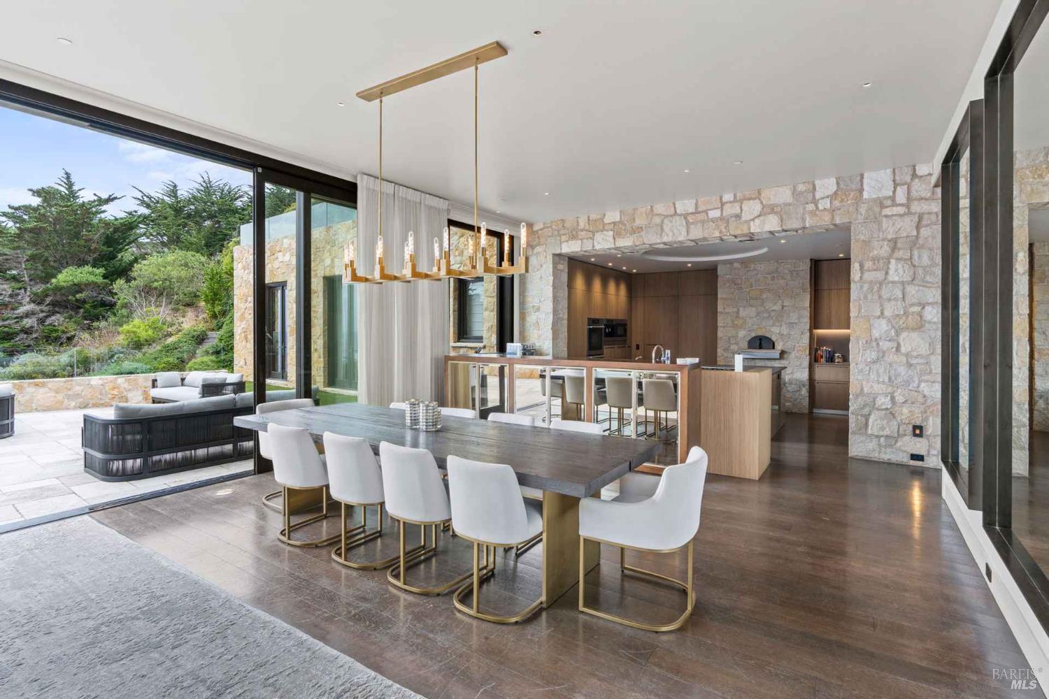 Detail Gallery Image 19 of 35 For 230 Highway 1 Unkn, Carmel,  CA 93923 - 5 Beds | 4/2 Baths