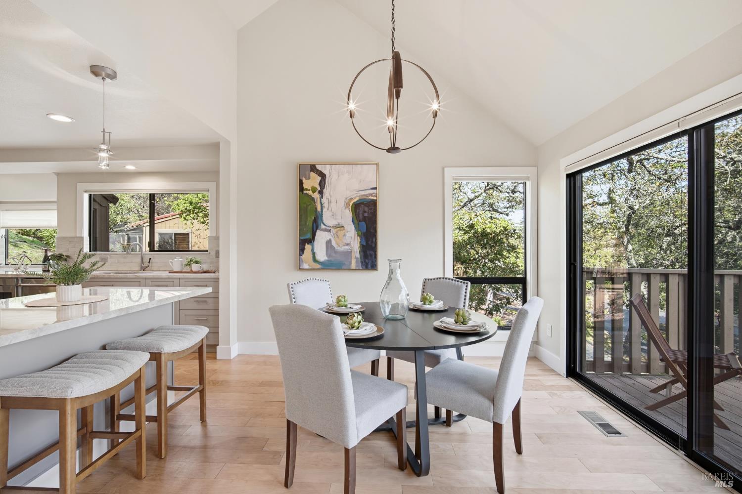 Detail Gallery Image 21 of 47 For 28 Oak Forest Pl, Santa Rosa,  CA 95409 - 2 Beds | 2 Baths