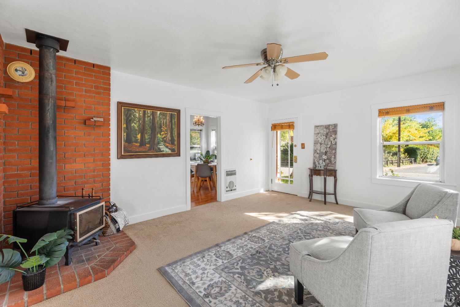 Detail Gallery Image 4 of 23 For 336 W Mill St, Ukiah,  CA 95482 - 3 Beds | 1 Baths