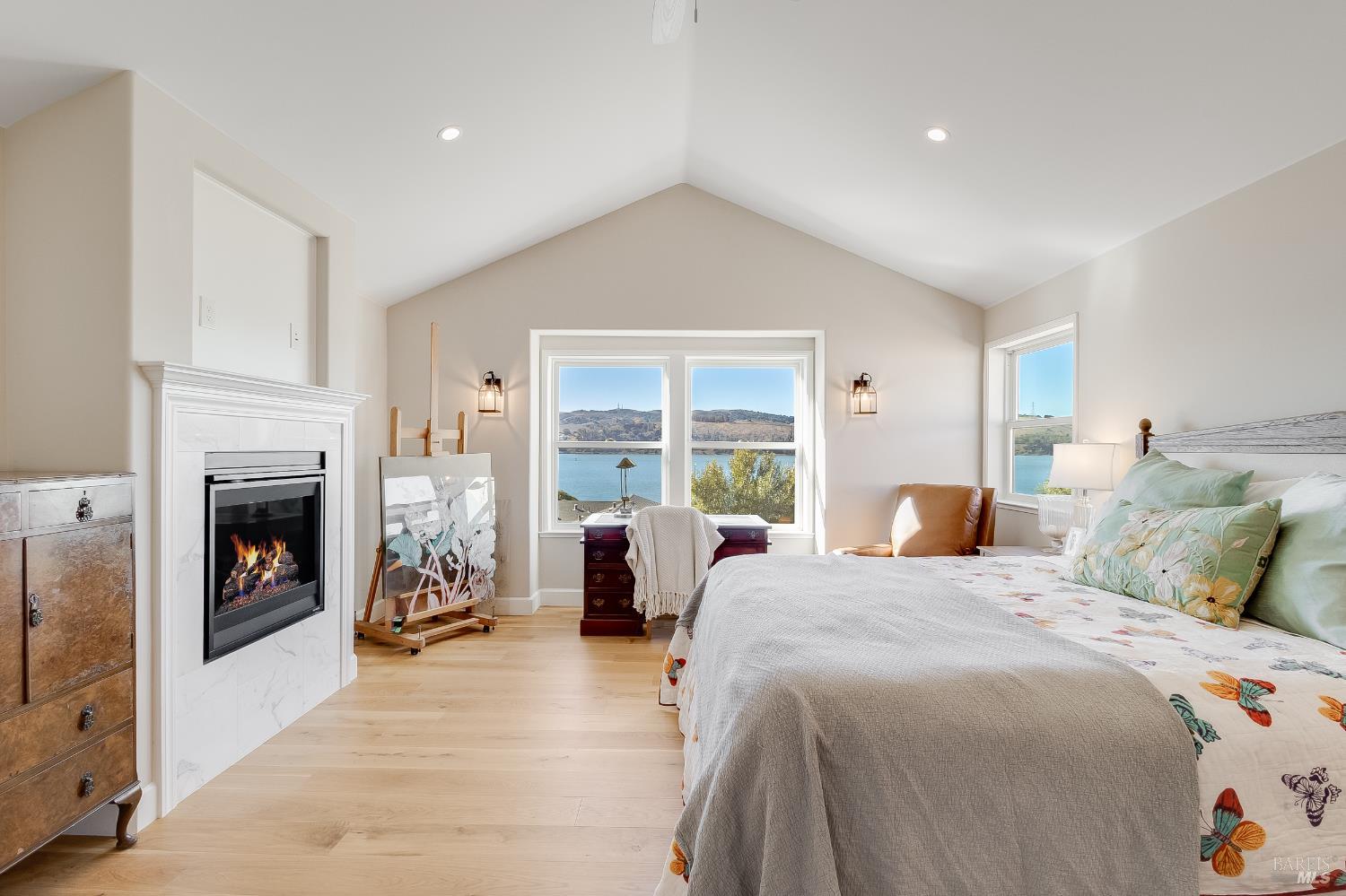 Detail Gallery Image 25 of 53 For 1185 W K St, Benicia,  CA 94510 - 4 Beds | 4 Baths