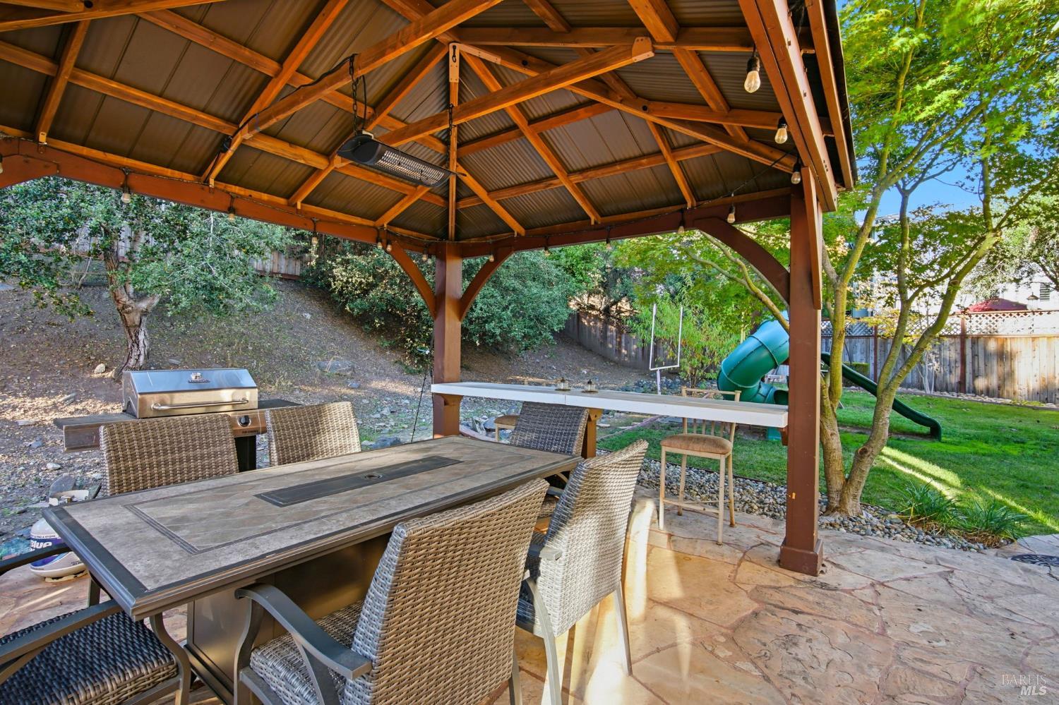 Detail Gallery Image 62 of 72 For 116 Yulupa Cir, Santa Rosa,  CA 95405 - 4 Beds | 3/1 Baths