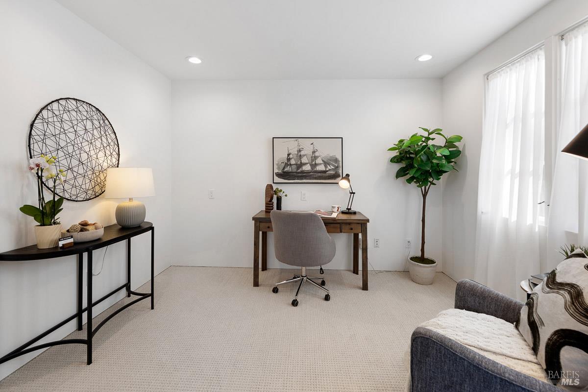 Detail Gallery Image 17 of 56 For 41 Vine Ave, Point Richmond,  CA 94801 - 2 Beds | 2/1 Baths