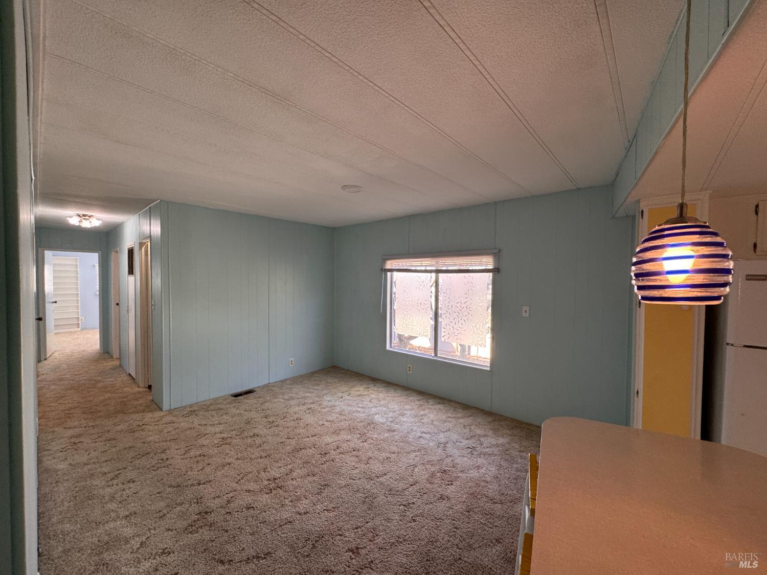 Detail Gallery Image 19 of 36 For 28 Springhill Ct, Santa Rosa,  CA 95409 - 3 Beds | 2 Baths