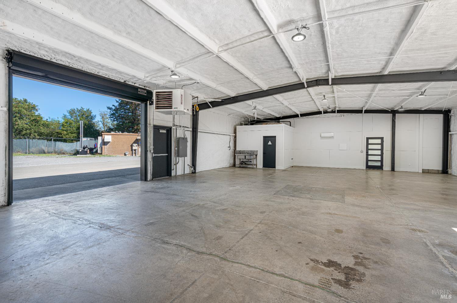 Detail Gallery Image 40 of 69 For 10342 Old Redwood Hwy, Windsor,  CA 95492 - – Beds | – Baths