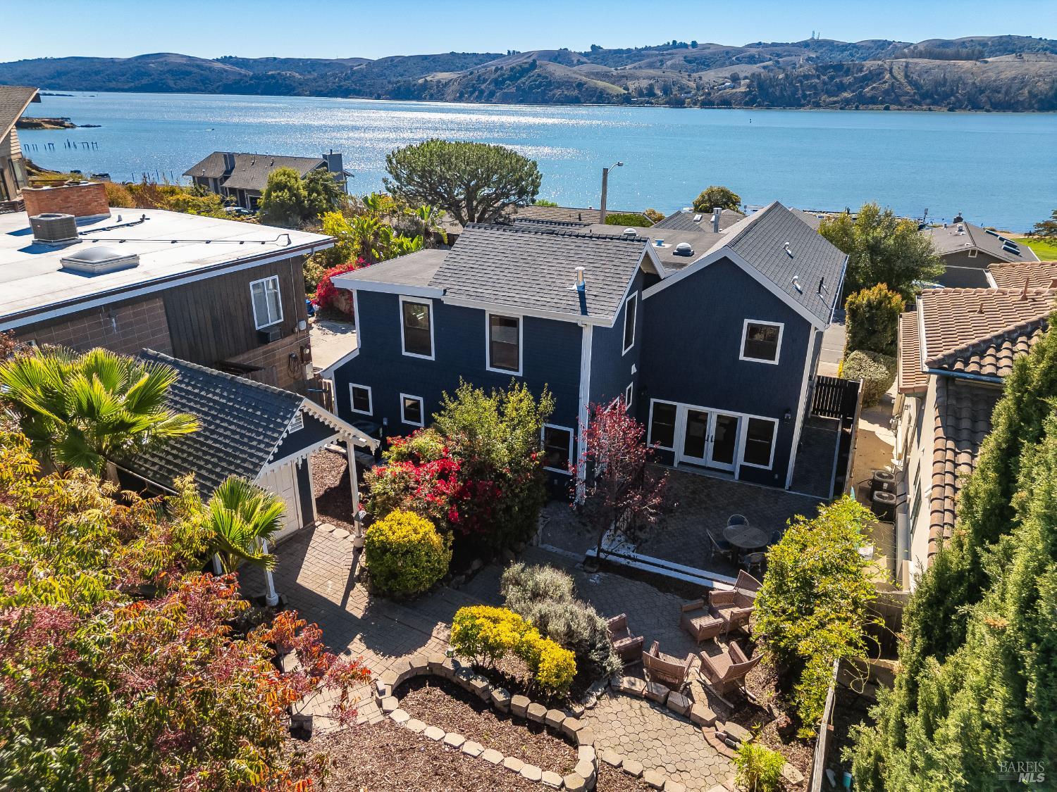 Detail Gallery Image 44 of 53 For 1185 W K St, Benicia,  CA 94510 - 4 Beds | 4 Baths