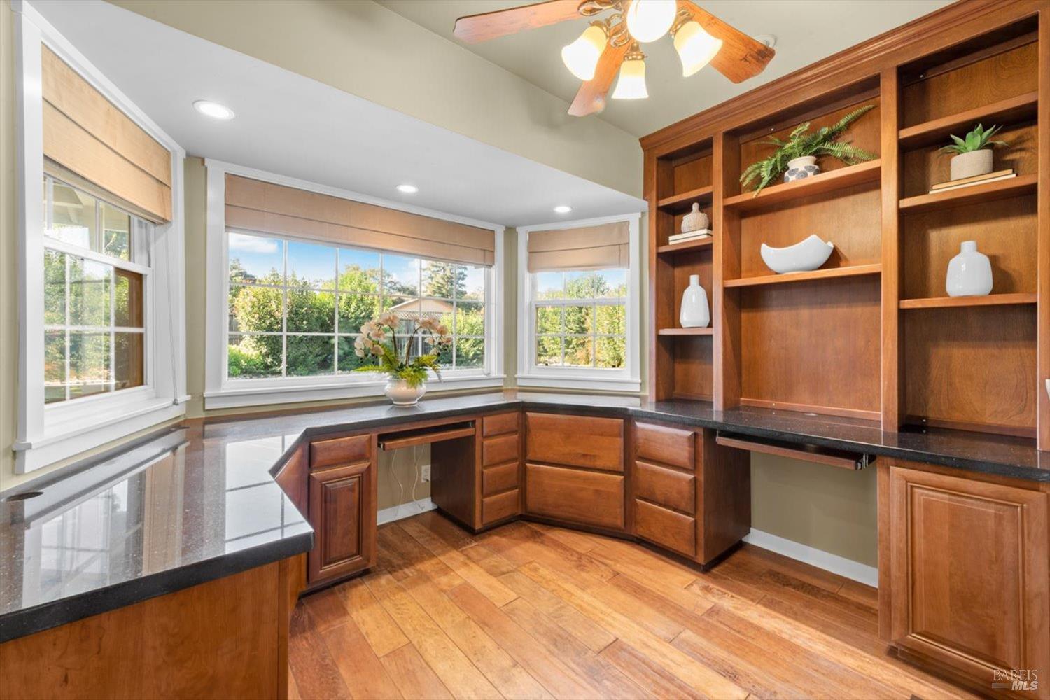 Detail Gallery Image 27 of 68 For 113 Chinook Ct, Vacaville,  CA 95688 - 4 Beds | 2 Baths