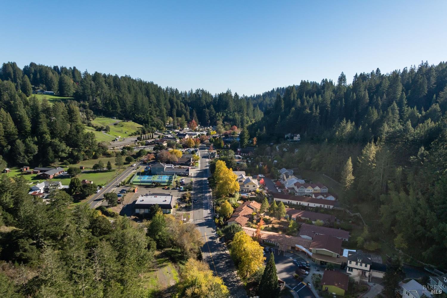 Detail Gallery Image 28 of 28 For 14632 Jomark Ln, Occidental,  CA 95465 - 2 Beds | 1 Baths