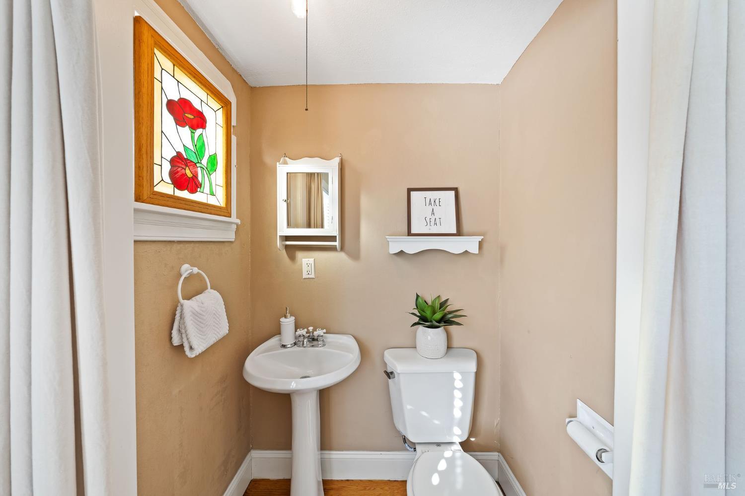 Detail Gallery Image 24 of 67 For 6 Hanns Ave, Vallejo,  CA 94590 - 4 Beds | 2/1 Baths