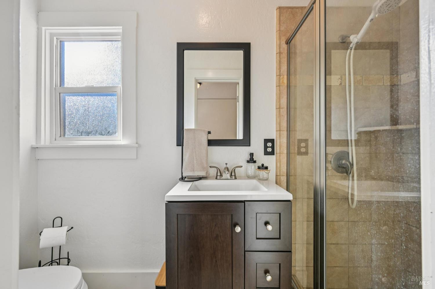 Detail Gallery Image 32 of 50 For 4165 Stony Point Rd, Santa Rosa,  CA 95407 - 3 Beds | 2 Baths