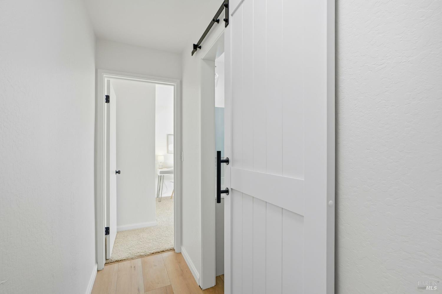 Detail Gallery Image 30 of 51 For 395 Ridge Rd, Novato,  CA 94947 - 3 Beds | 2/1 Baths