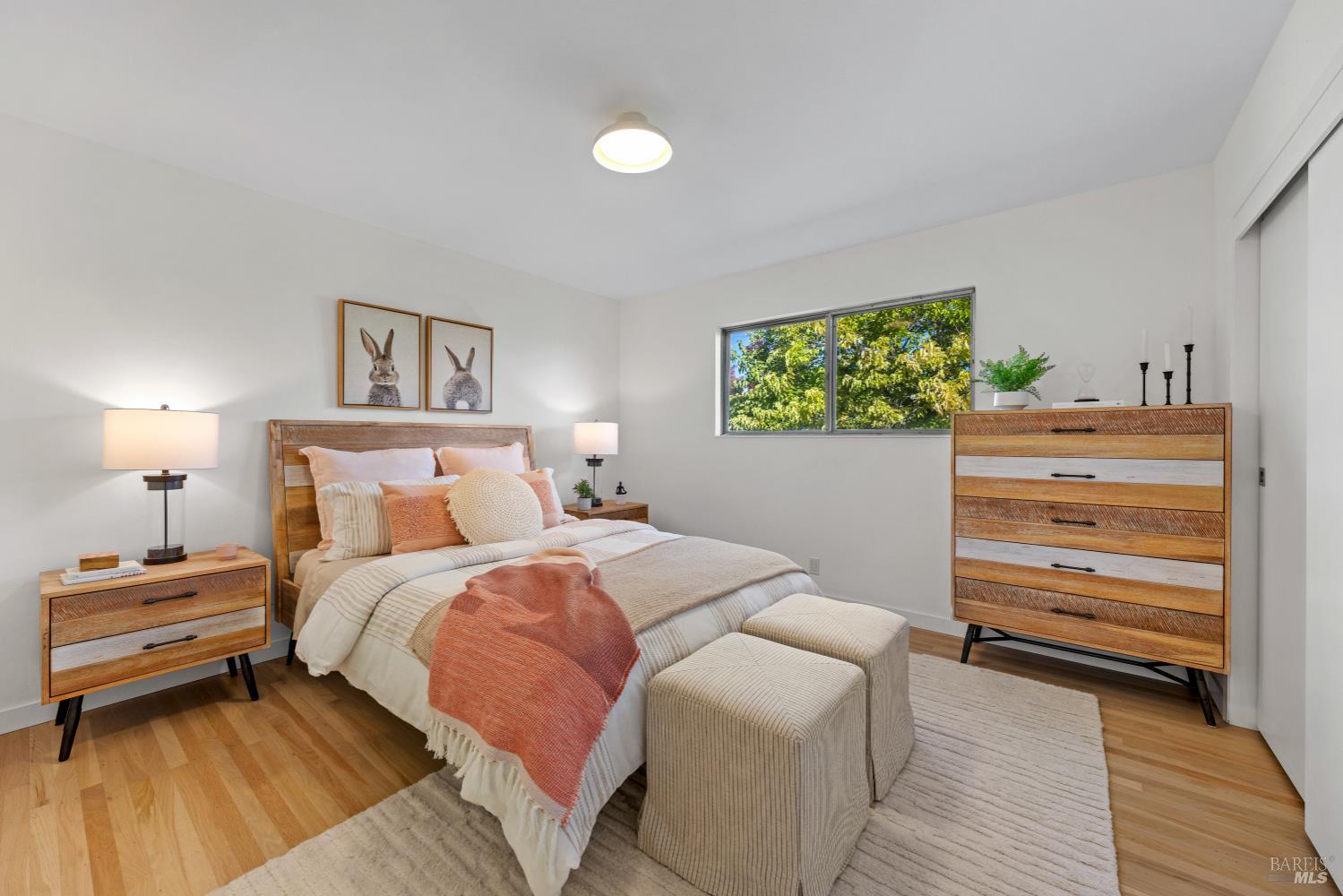 Detail Gallery Image 19 of 25 For 30 De Ford Dr, San Rafael,  CA 94903 - 3 Beds | 2 Baths