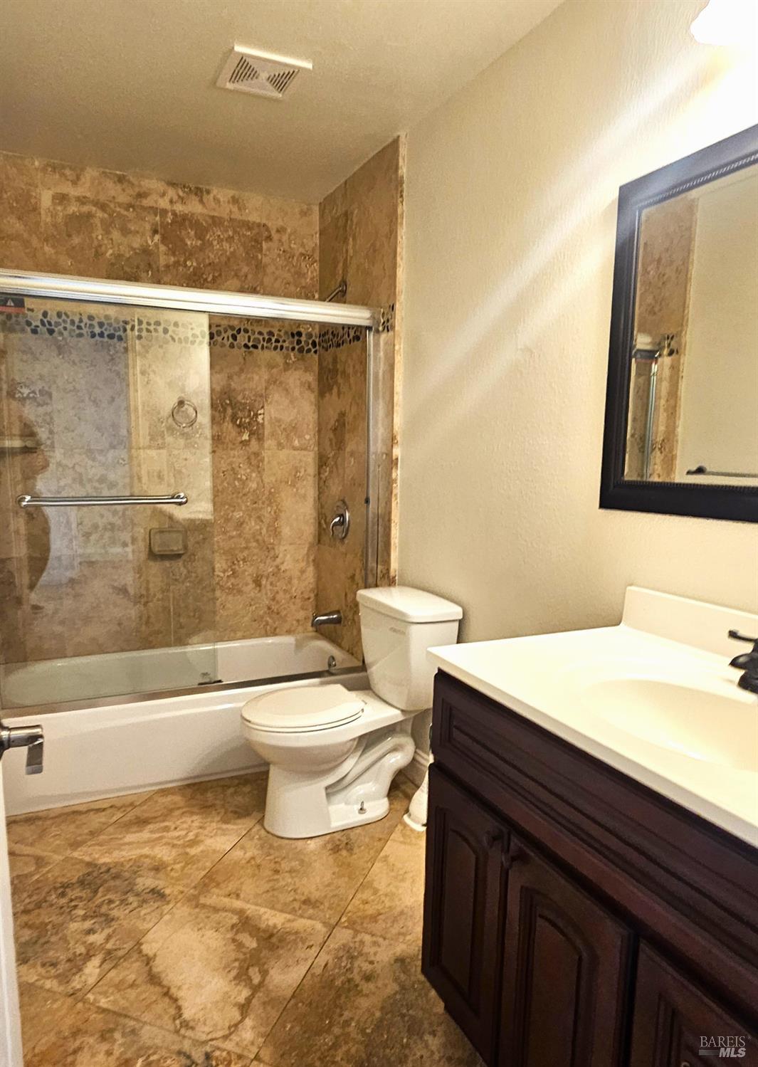 Detail Gallery Image 19 of 32 For 2591 Clipper Ln, Fairfield,  CA 94534 - 4 Beds | 3 Baths