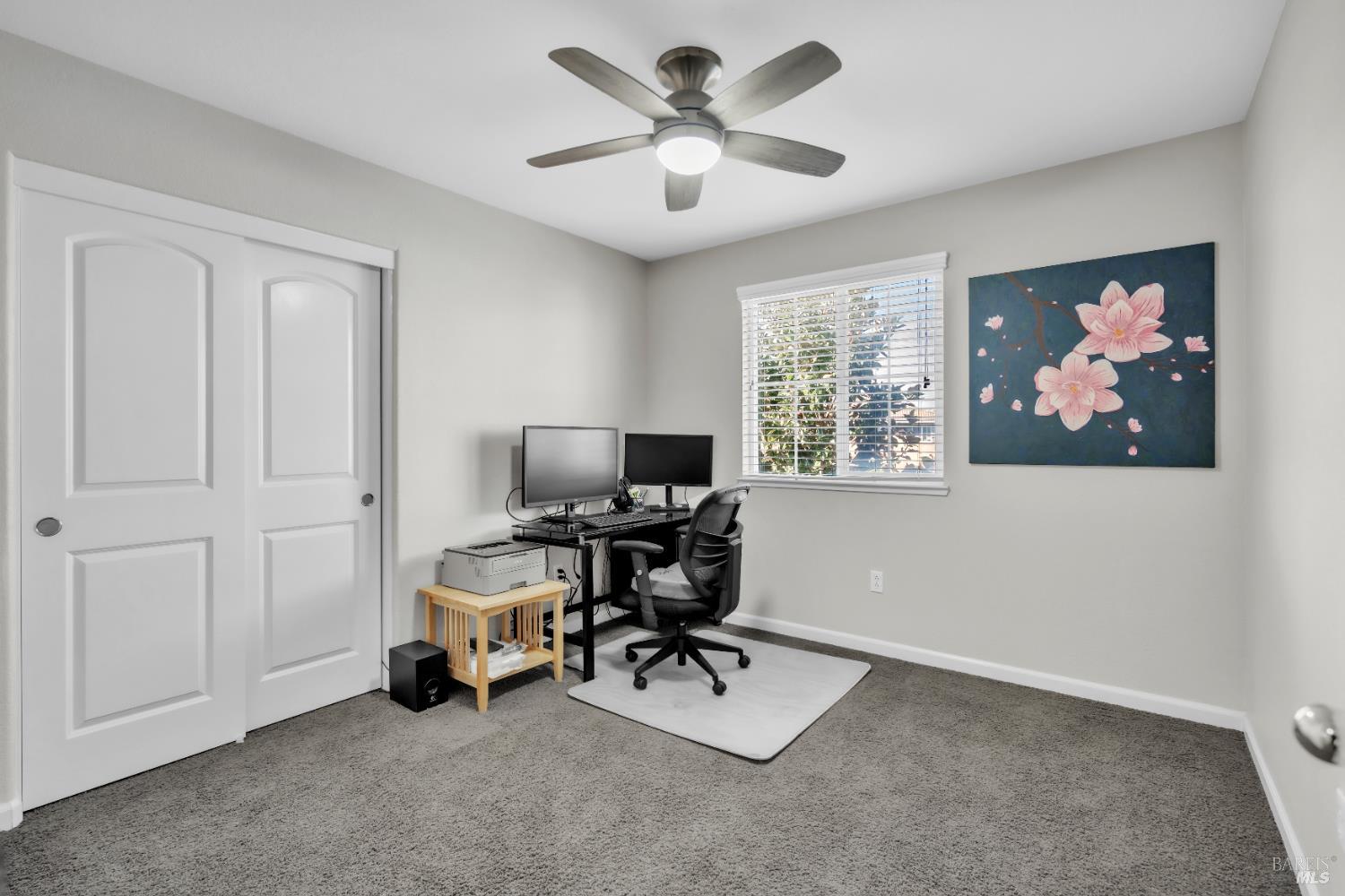 Detail Gallery Image 28 of 51 For 2042 Hamstead Ct, Vacaville,  CA 95687 - 5 Beds | 2/1 Baths