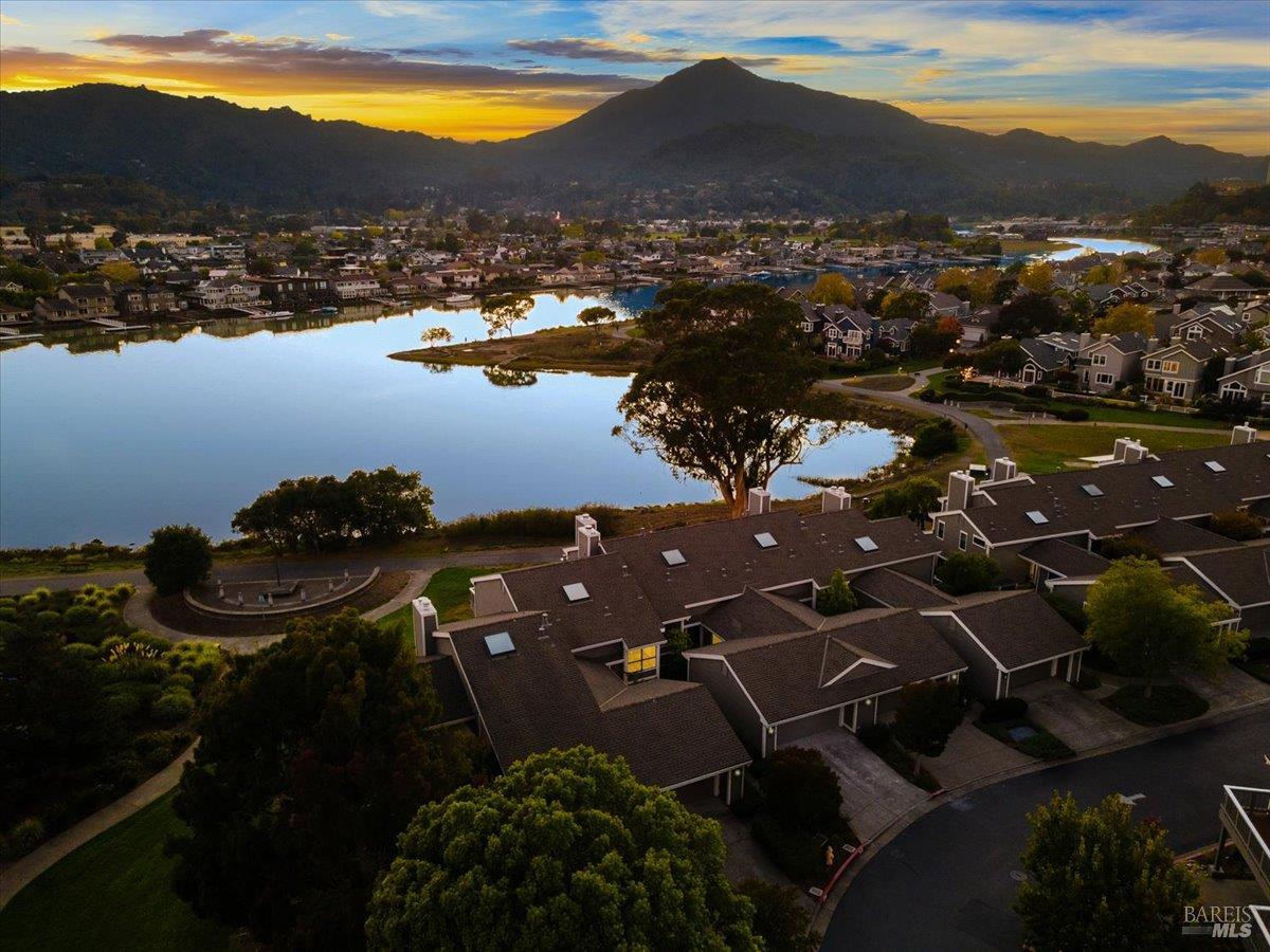 Detail Gallery Image 57 of 58 For 40 Drakes View Cir, Greenbrae,  CA 94904 - 3 Beds | 2/1 Baths