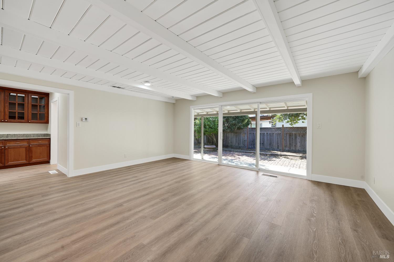 Detail Gallery Image 18 of 33 For 621 W D St, Dixon,  CA 95620 - 4 Beds | 2 Baths