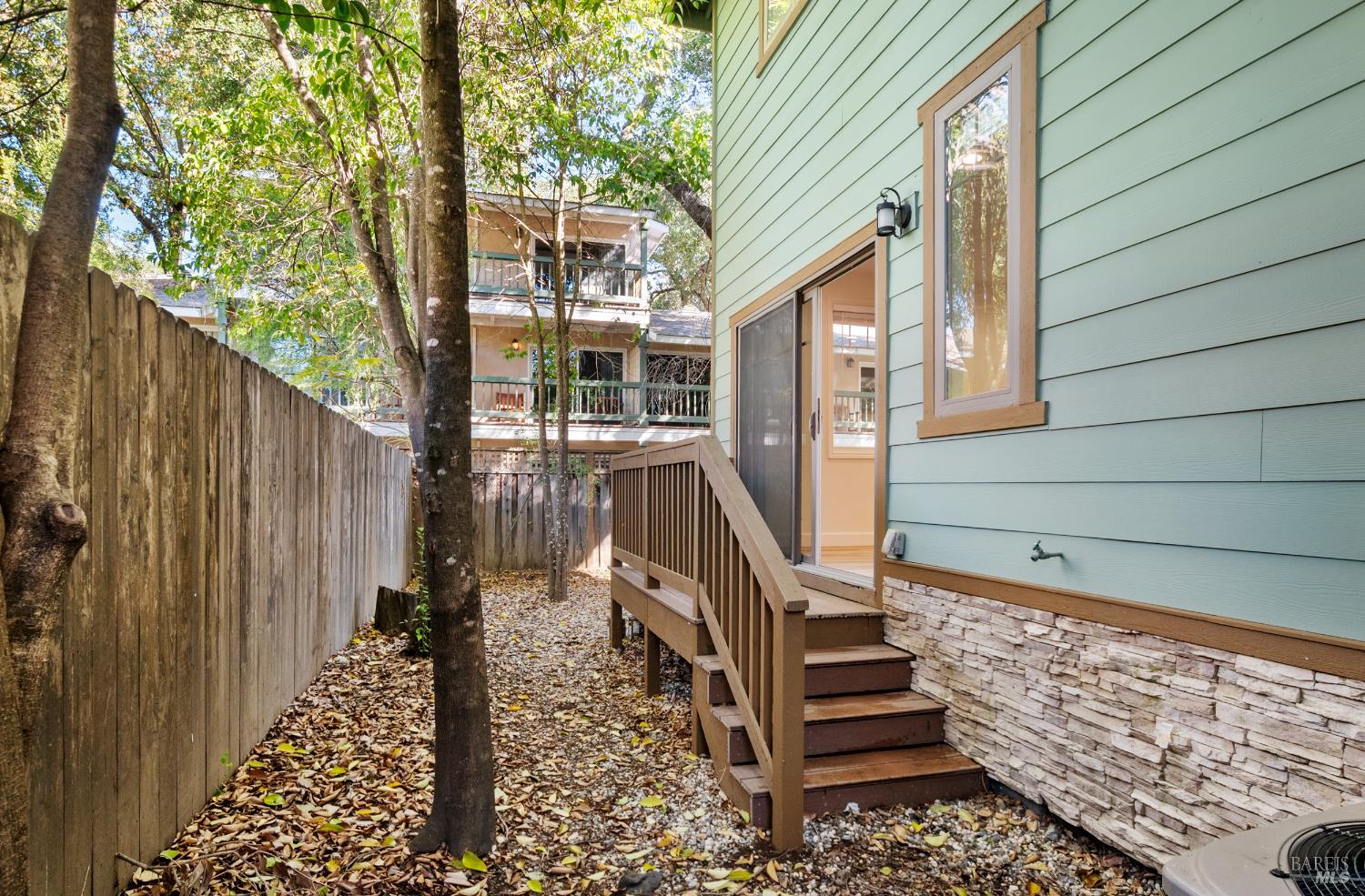 Detail Gallery Image 25 of 34 For 256 Rosebud Ln, Napa,  CA 94574 - – Beds | – Baths