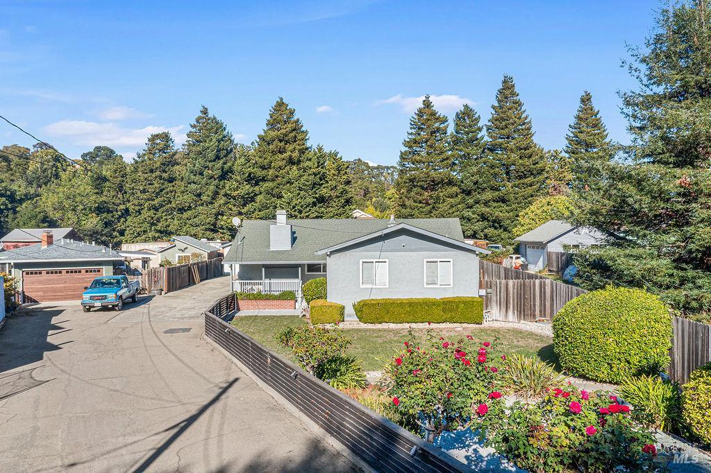 Detail Gallery Image 2 of 41 For 4071 Garden Rd, El Sobrante,  CA 94803 - 3 Beds | 2 Baths