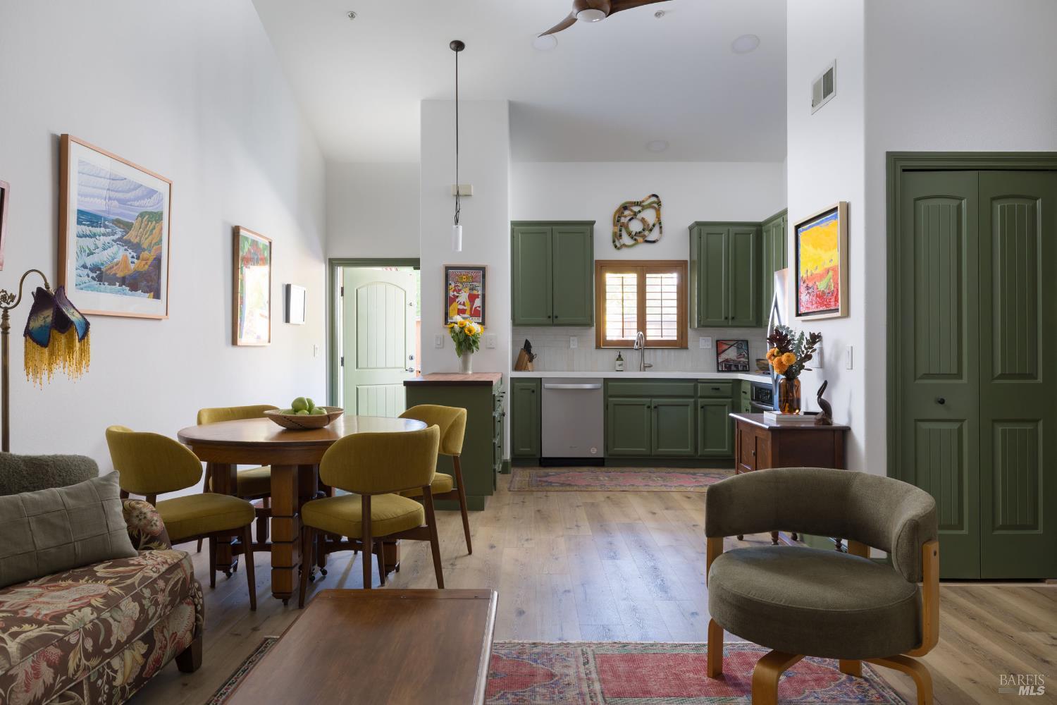 Detail Gallery Image 7 of 28 For 14632 Jomark Ln, Occidental,  CA 95465 - 2 Beds | 1 Baths