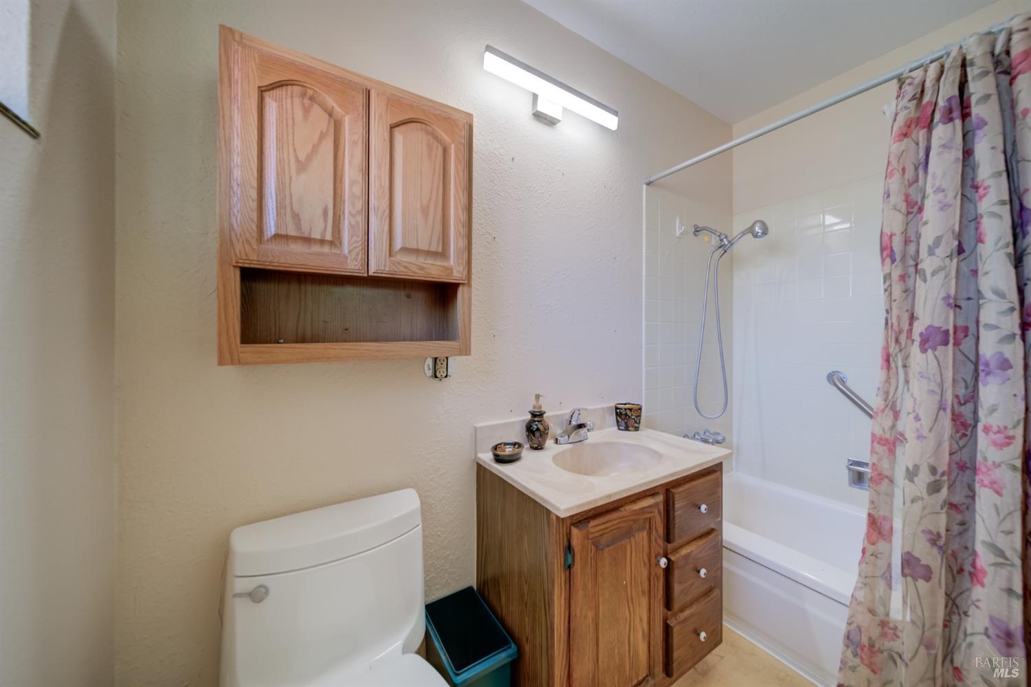 Detail Gallery Image 18 of 21 For 2045 Dorland Dr, Fairfield,  CA 94534 - 3 Beds | 2 Baths