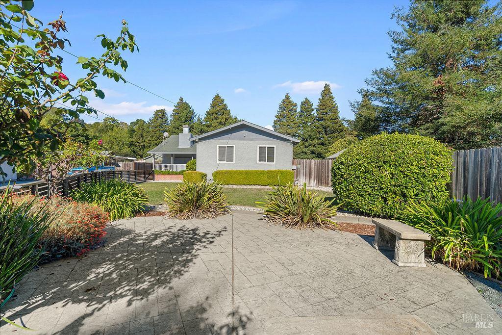 Detail Gallery Image 3 of 41 For 4071 Garden Rd, El Sobrante,  CA 94803 - 3 Beds | 2 Baths