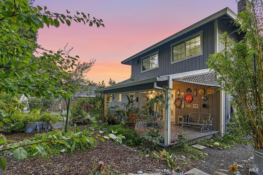 Detail Gallery Image 4 of 45 For 6190 San Gabriel Pl, Rohnert Park,  CA 94928 - 4 Beds | 2/1 Baths