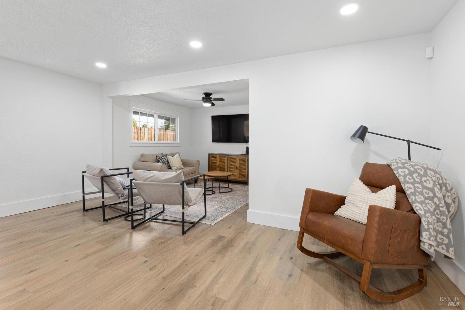 Detail Gallery Image 22 of 41 For 1150 Mulberry Ln, Dixon,  CA 95620 - 3 Beds | 2 Baths