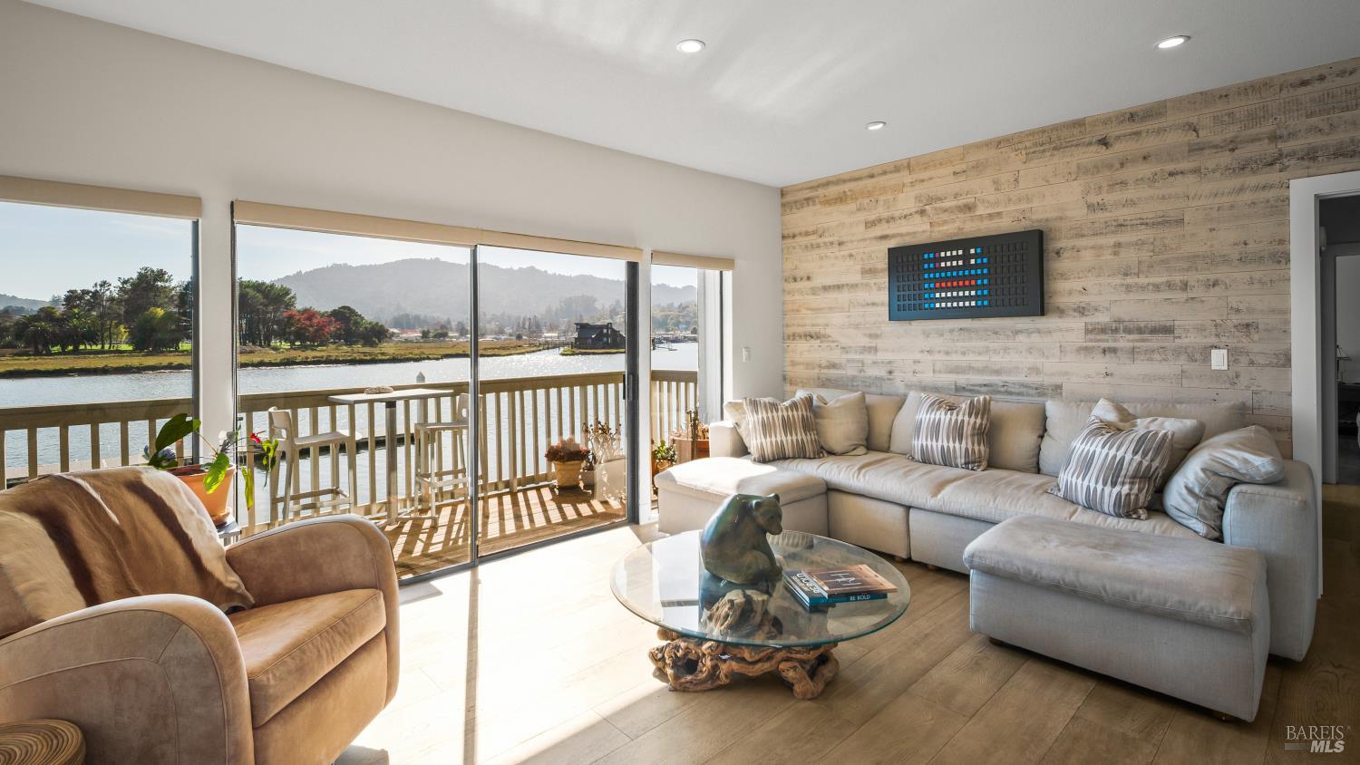 Detail Gallery Image 27 of 51 For 535 S Eliseo Dr, Greenbrae,  CA 94904 - 2 Beds | 2 Baths