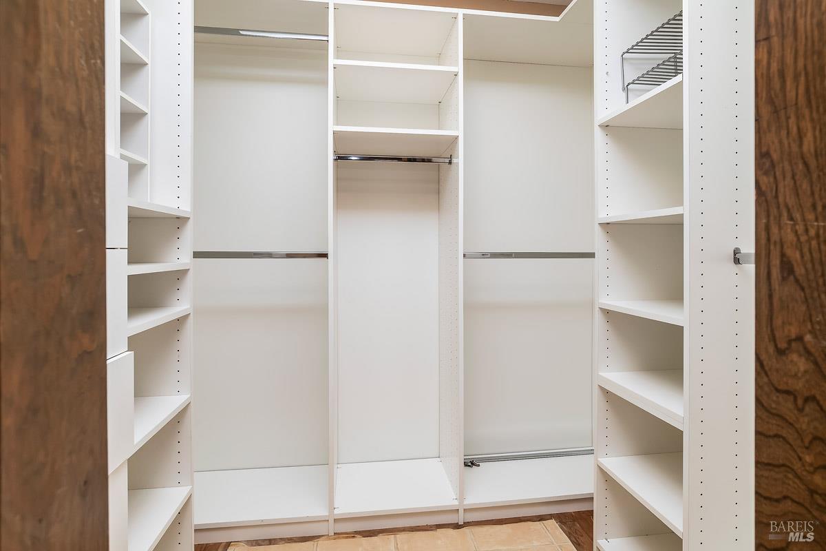 Detail Gallery Image 26 of 35 For 66 Martinez Ct, Novato,  CA 94945 - 4 Beds | 3/1 Baths