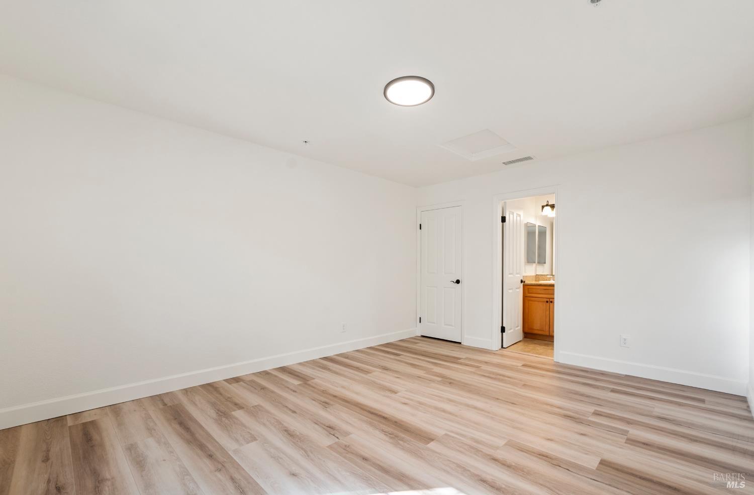 Detail Gallery Image 19 of 34 For 256 Rosebud Ln, Napa,  CA 94574 - – Beds | – Baths