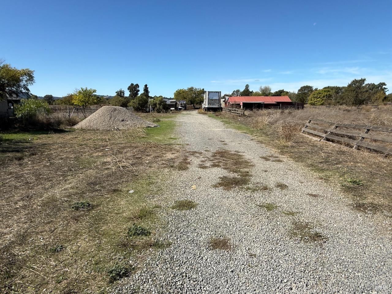 Detail Gallery Image 2 of 8 For 4001 Walker Ave, Santa Rosa,  CA 95407 - 3 Beds | 2 Baths